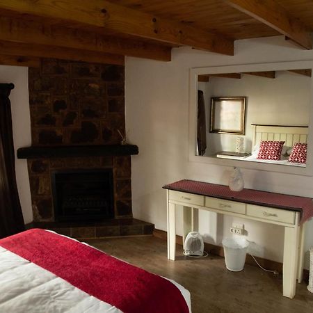 Critchley Hackle - Managers Cottage Дълстроом Екстериор снимка